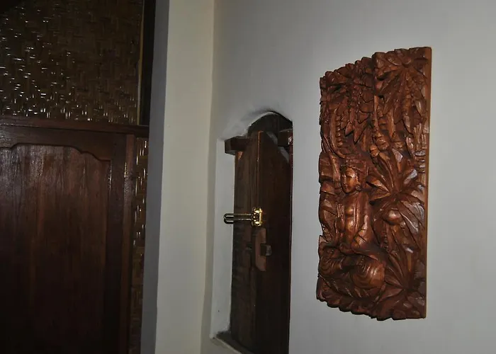 Pensión Topok House